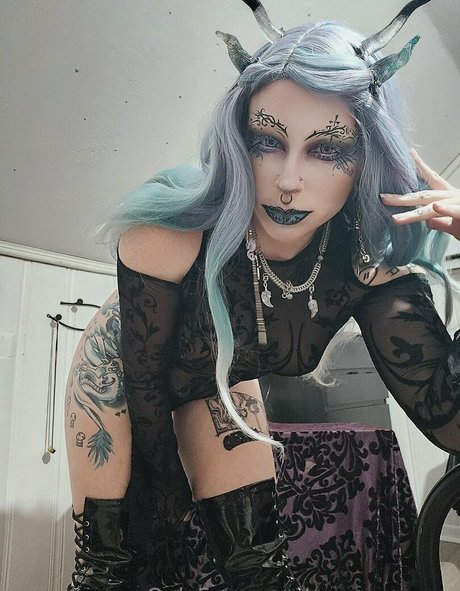 reauxmancer erotic pornstar photo