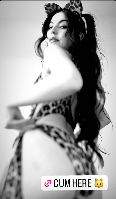 close up pussy onlyfans sexy naked image