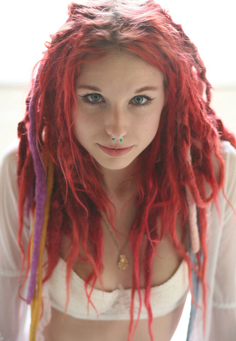 Alorali model exclusive pictures