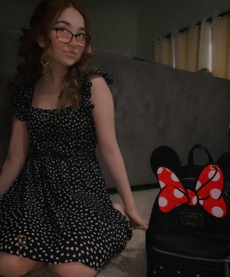 Lyssaurora pornstar art picture