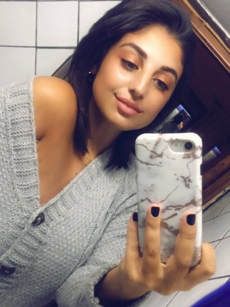 queenmimifree pornstar naked image