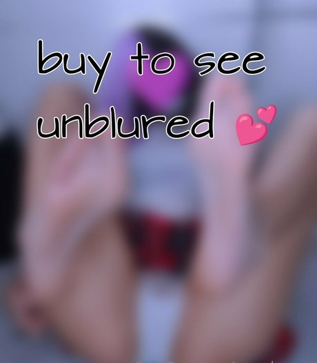 AurorkaUwU model xxx picture