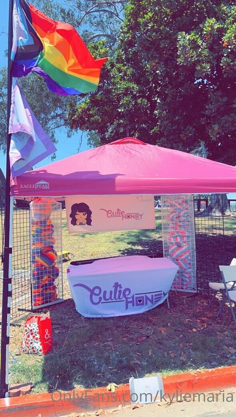 kyliemaria nude model images