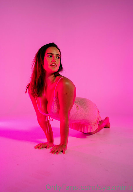 Sumabellhouse art actress photo