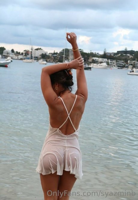 Sumabellhouse star nude picture