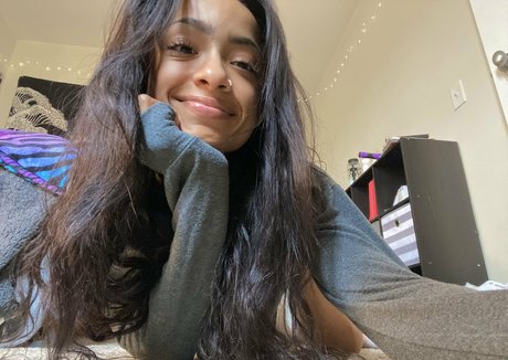 girl on girl onlyfans sexy nude gallery