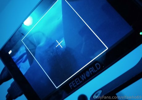 elfawho69 sexy star photo