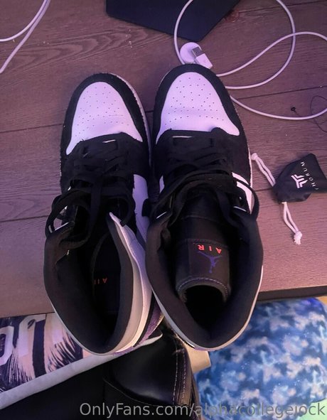 alphacollegejock nude model pics