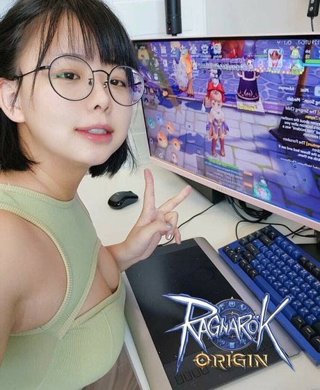 ritheania c perfect star pictures