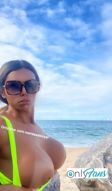 Wanessa Boyer naked actress img