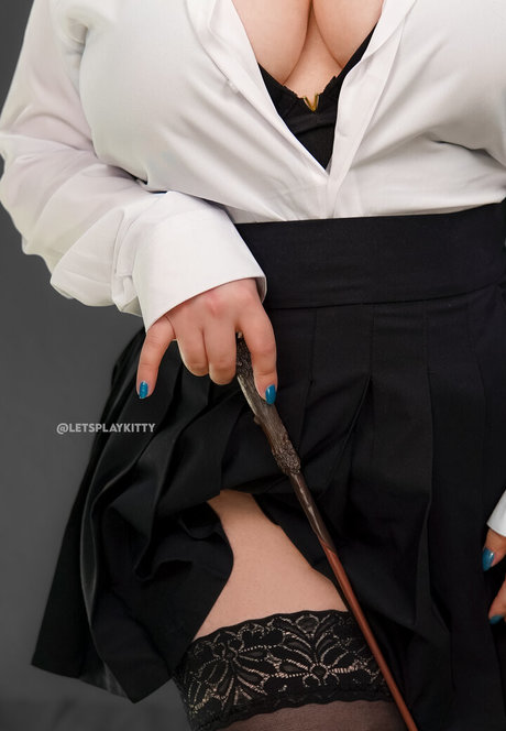 Lestplaykitty nude pornstar pictures