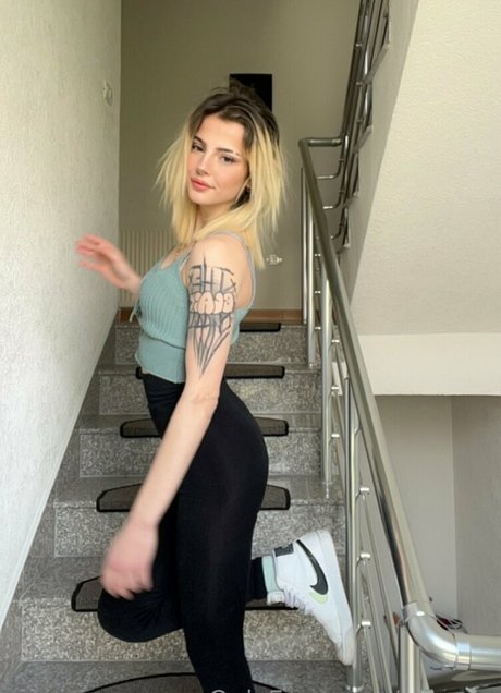 stepsister onlyfans beautiful naked gallery