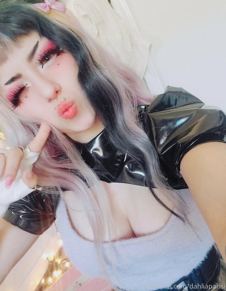 shemale masturbation onlyfans beautiful photos