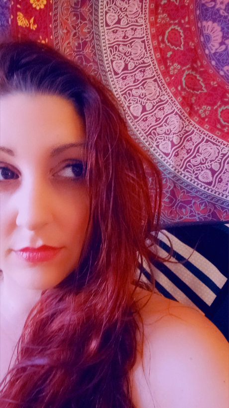 TravelKait sex actress pics