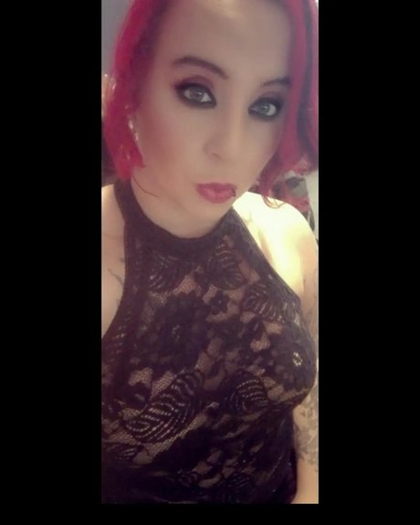 Murd3rdoll69 hot model photo