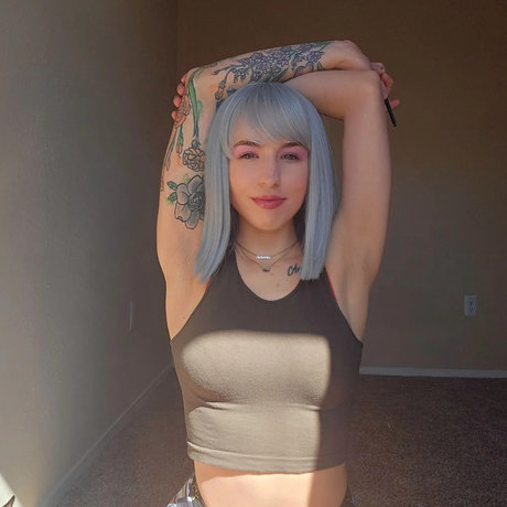 Genesis Grey free model pics