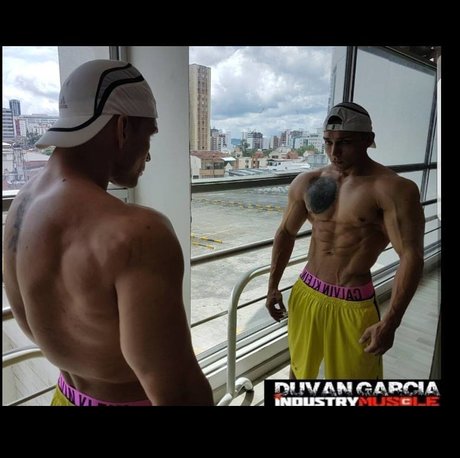 Duvan Garcia free pornstar galleries