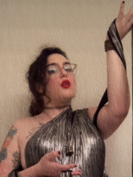 Estromancer hot star pic