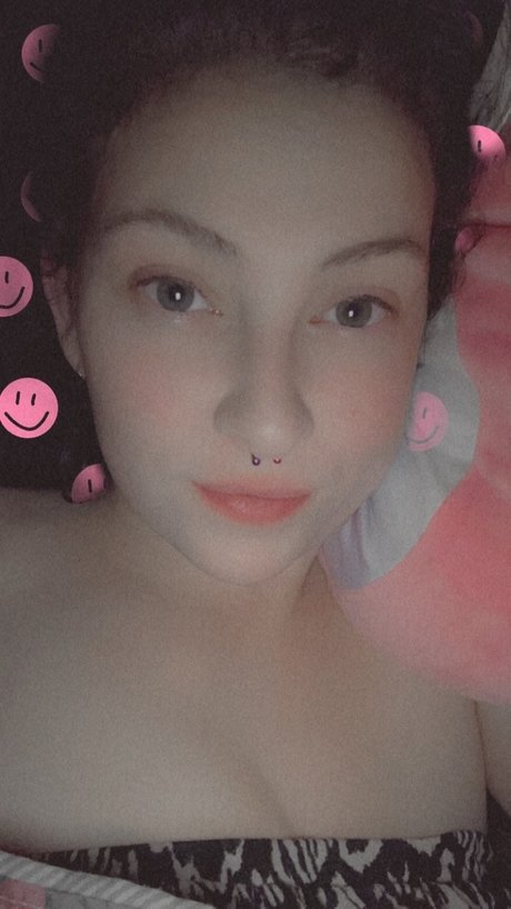 MsSilkyVixenn pornographic model image