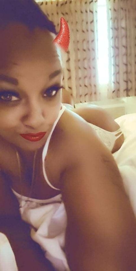 MONICA PRATT pornstar erotic galleries