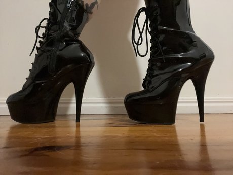 Myrithayne nudes actress galleries