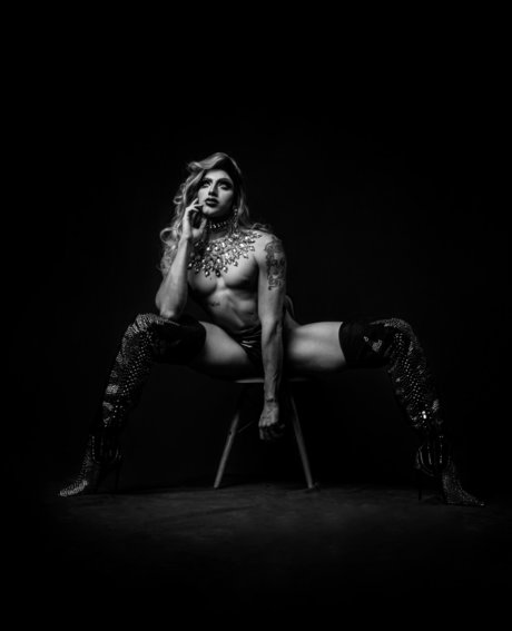 Gala Varo top star archive