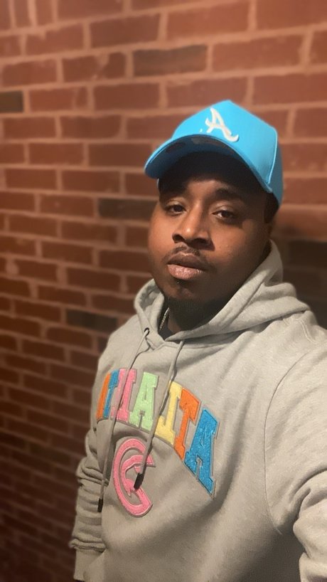 CurvedPole star exclusive photos