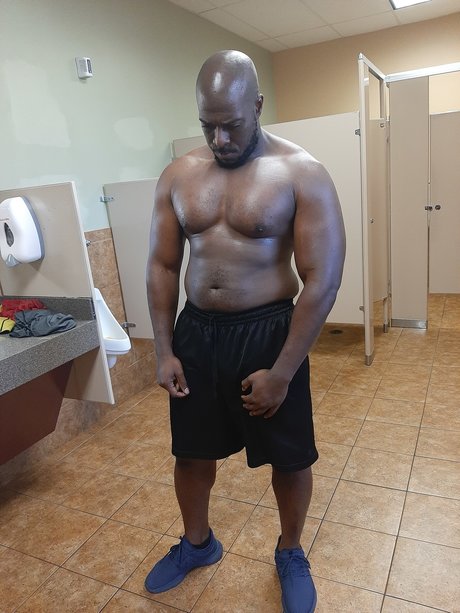 Mario Van Pebbles free model image