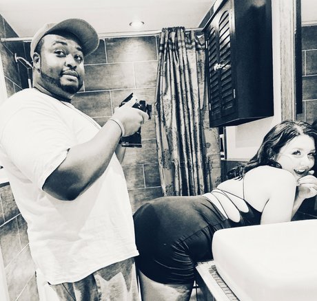 _Mr Max_ erotic model pics