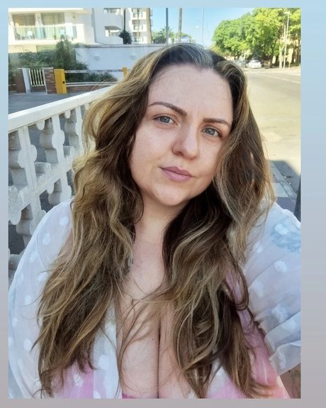 Plus Size amp amp My Feet_ adult model images