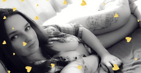 chubby goth onlyfans naked photos