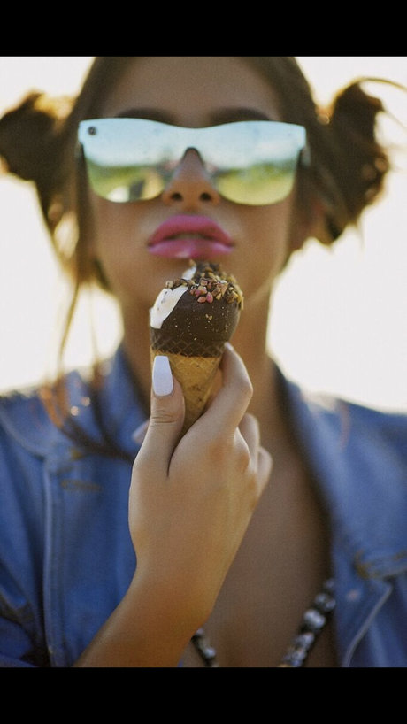 Naomi Esquire free pornstar photo