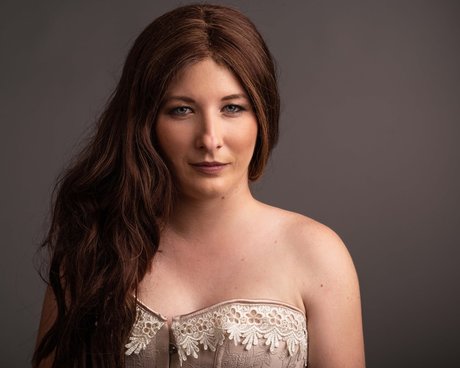 naomi cosplayer photomodel pornstar naked archive