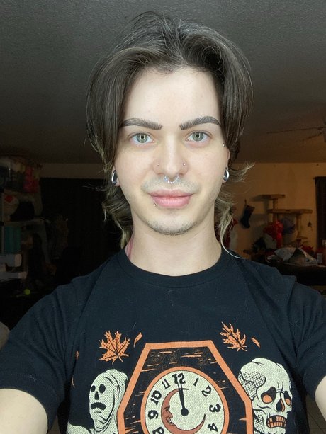 Demon Baby pretty pornstar galleries