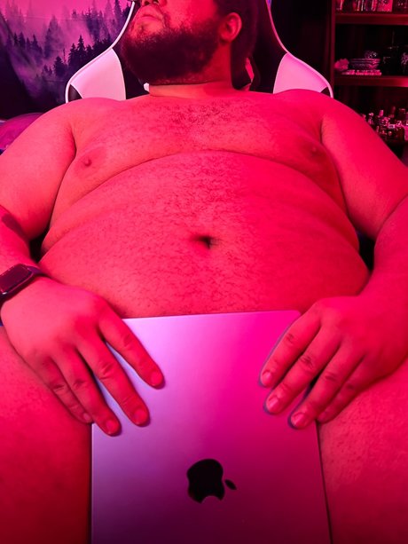 DarBear model art gallery