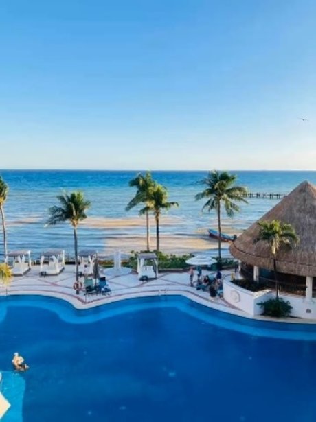 Denim Blondie perfect actress images