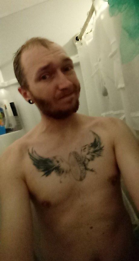 Dirty Dann star adult pics