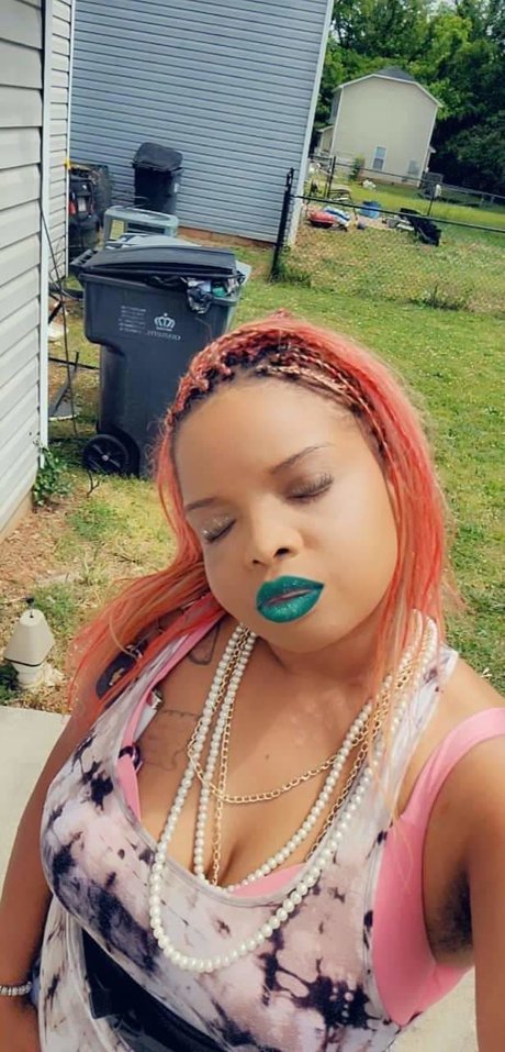 shemale handjob onlyfans nice images