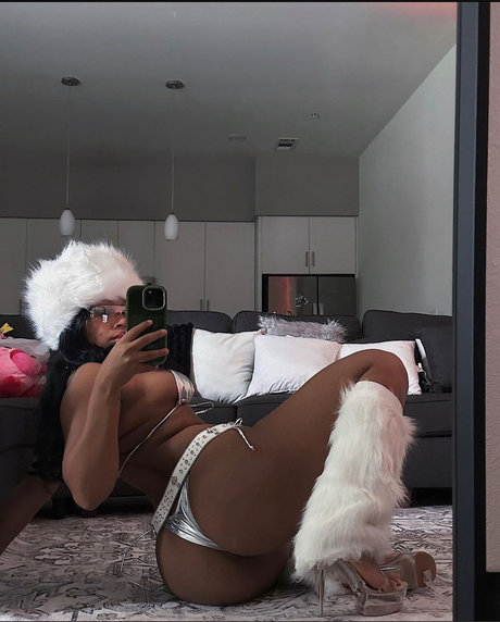 Natural Beauty star free picture