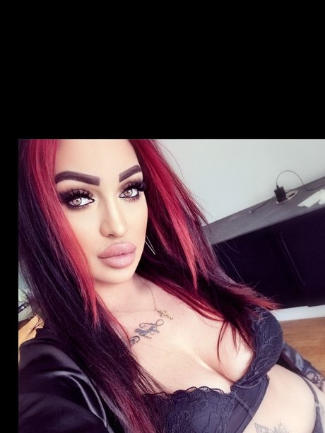 Natasha Floran perfect star images