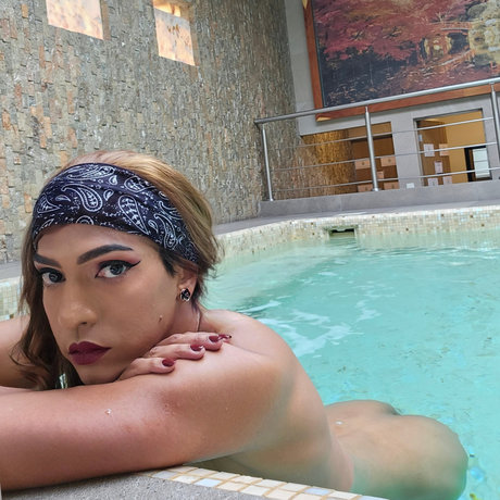 Natalia Winter porn model photos