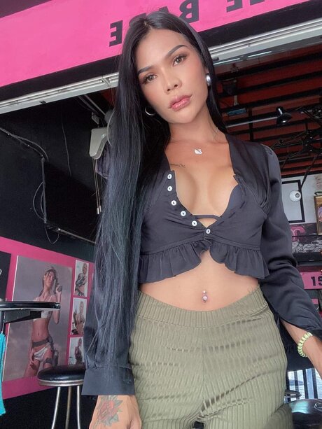 shemale masturbation onlyfans erotic archive