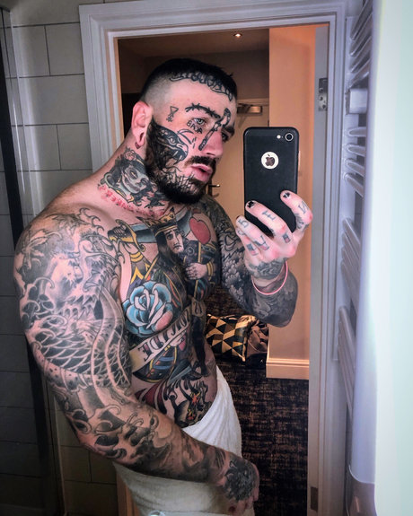 Dariusz sexy model gallery