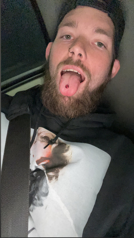 Throat Goat Status_ model nice pictures