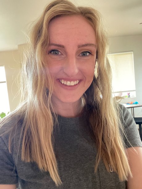 Carlie Christine star hd img