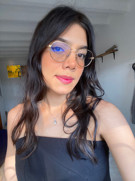 avis model xxx archive