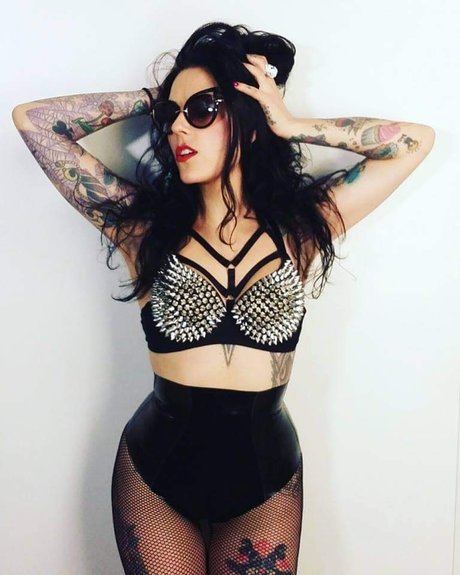 Deadlysin porn model image