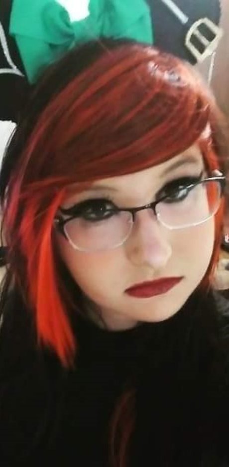 Candy Corpse hot model photos