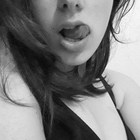 ally star exclusive photo