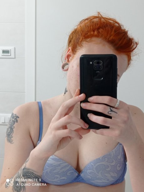 Camilahernandez art model archive